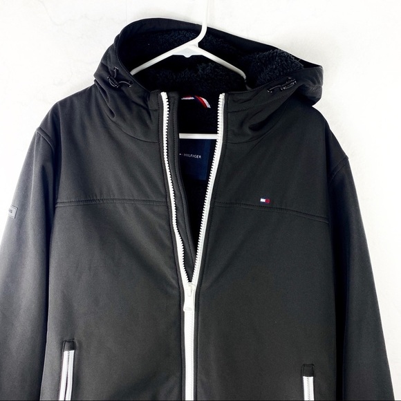 [TH] Classic Black Jacket - Picture 2 of 3